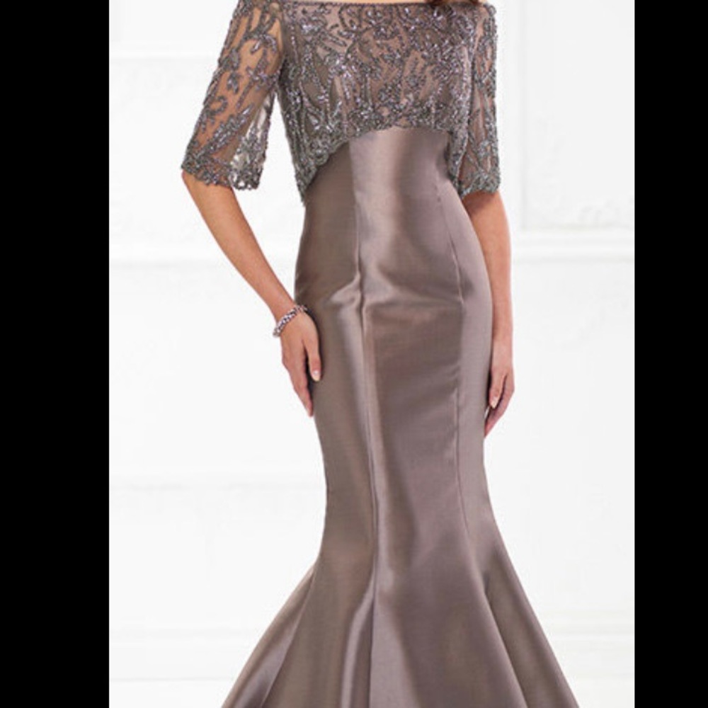 New with tags Mother of the Groom gown.